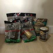 4 pacotes de chifre bovino + brinde:1 alimento úmido Carnilove